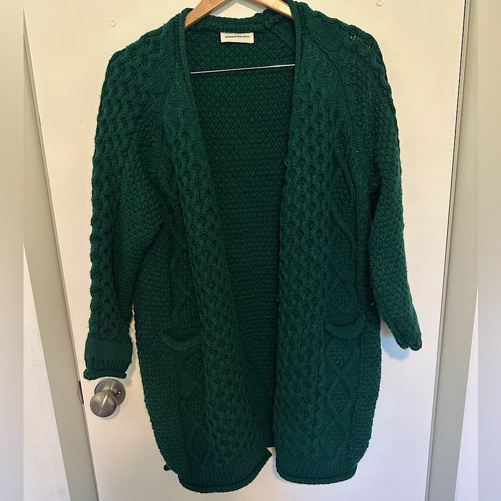 Great condition, fun fall collection piece, great for colder days